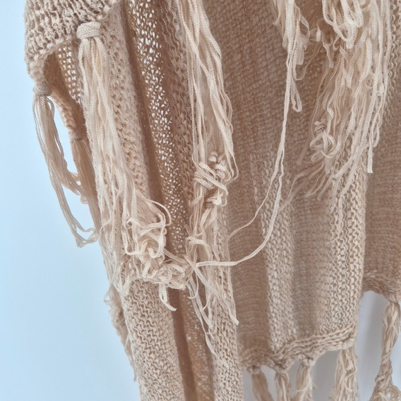 Do Everything In Love Beige Knit Fringe Vest One Size Duster Cardigan Boho Indie - Picture 4 of 10